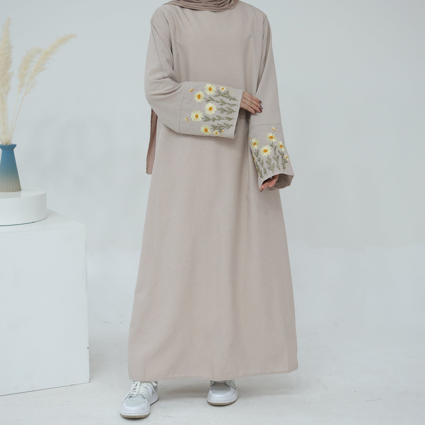 Arabic style, Flower Embroidery Series Elegant Dress